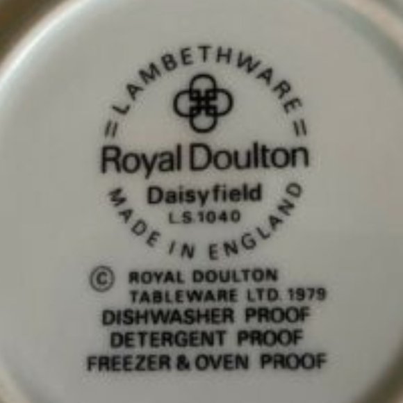 5 Royal Doulton Lambethware Daisyfield LS 1040 Cups and Saucers Vintage - Picture 5 of 6